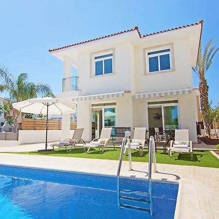 Villa Celine โปรทาราส ภายนอก รูปภาพ