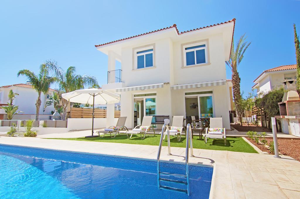 Villa Celine โปรทาราส ภายนอก รูปภาพ